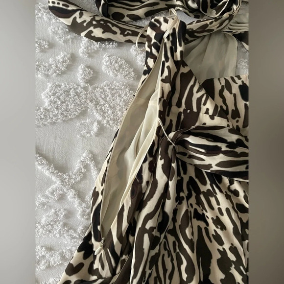 Banana Republic Satin Mini Dress - Picture 5 of 6